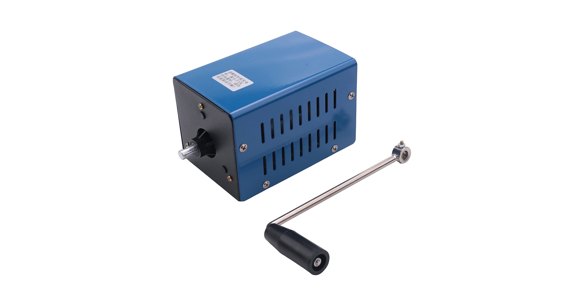 mała ładowarka korbowa obok smartfona i powerbanka na drewnianym stole